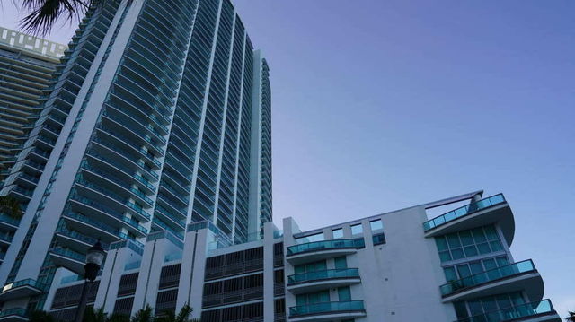 Jade Brickell  photo 2